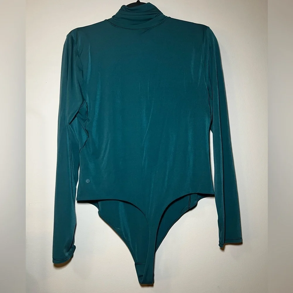 Lululemon Athletica Teal Long Sleeve Classic Night Out Turtleneck Bodysuit XL